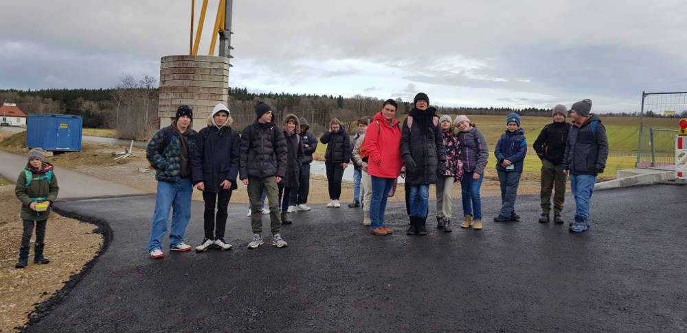 Wintersporttag - Wanderung: 
Baustelle Rotbrücke