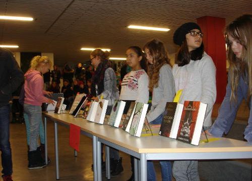 Schülerbücherei präsentiert neue Bücher