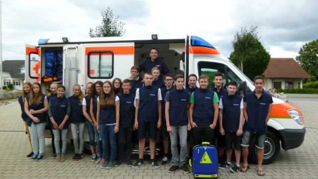 Schulsanitäter Schuljahr 2014/2015 - Juli 2015 Schulsanitäter Schuljahr 2014/2015 - Juli 2015