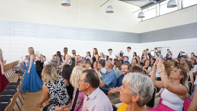 Gemeinsam an einem Ziel arbeiten - Abschluss 2024