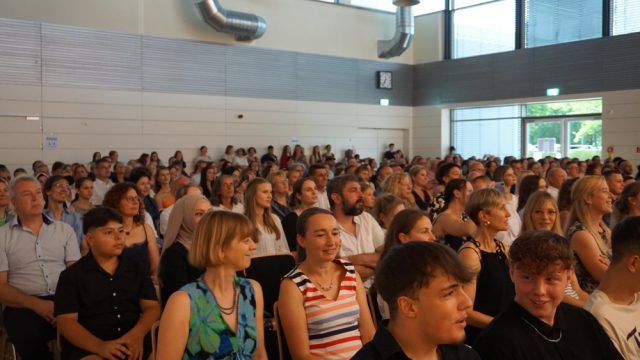 Gemeinsam an einem Ziel arbeiten - Abschluss 2024