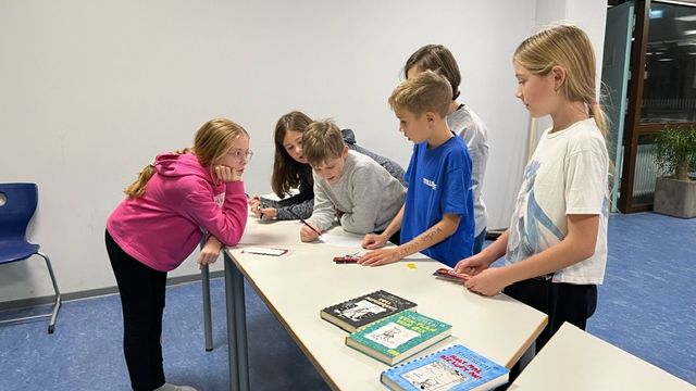 Bücher, Kuscheldecken und Spaß – so lässt sich unser Leseabend an der Max-Weishaupt-Realschule zusammenfassen