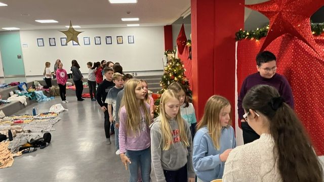 Bücher, Kuscheldecken und Spaß – so lässt sich unser Leseabend an der Max-Weishaupt-Realschule zusammenfassen