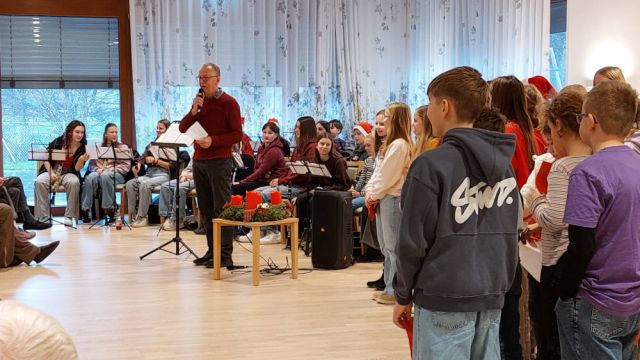 Was hat wohl der Esel gedacht in der Heiligen Nacht - Bernhard Pilz als Solist
